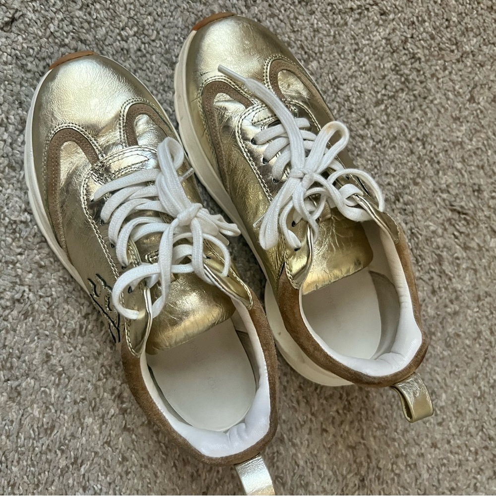 VGUC Tory Burch Gold Good Luck Trainer Size 8